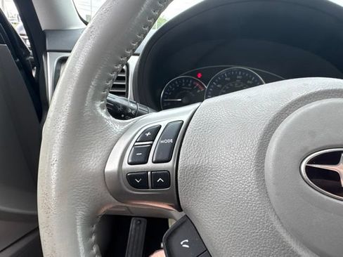 Used 2012 Subaru Forester 2.5X Limited AWD/4WD image 23