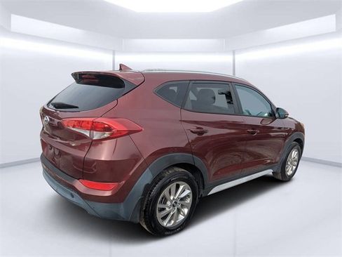 Used 2017 Hyundai Tucson SE Plus image 3