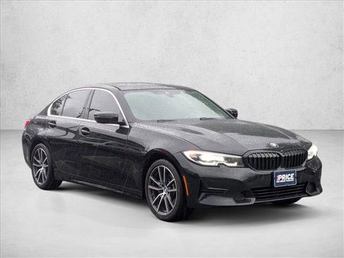 Used 2020 BMW 330i Sedan w/ Convenience Package image 3