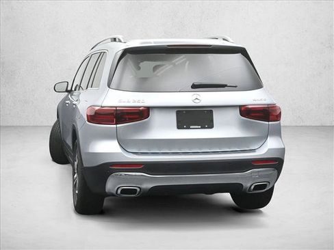 Certified 2026 Mercedes-Benz GLB 250 4MATIC image 5