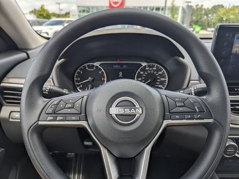 New 2025 Nissan Altima 2.5 SV w/ SV Special Edition Package image 26