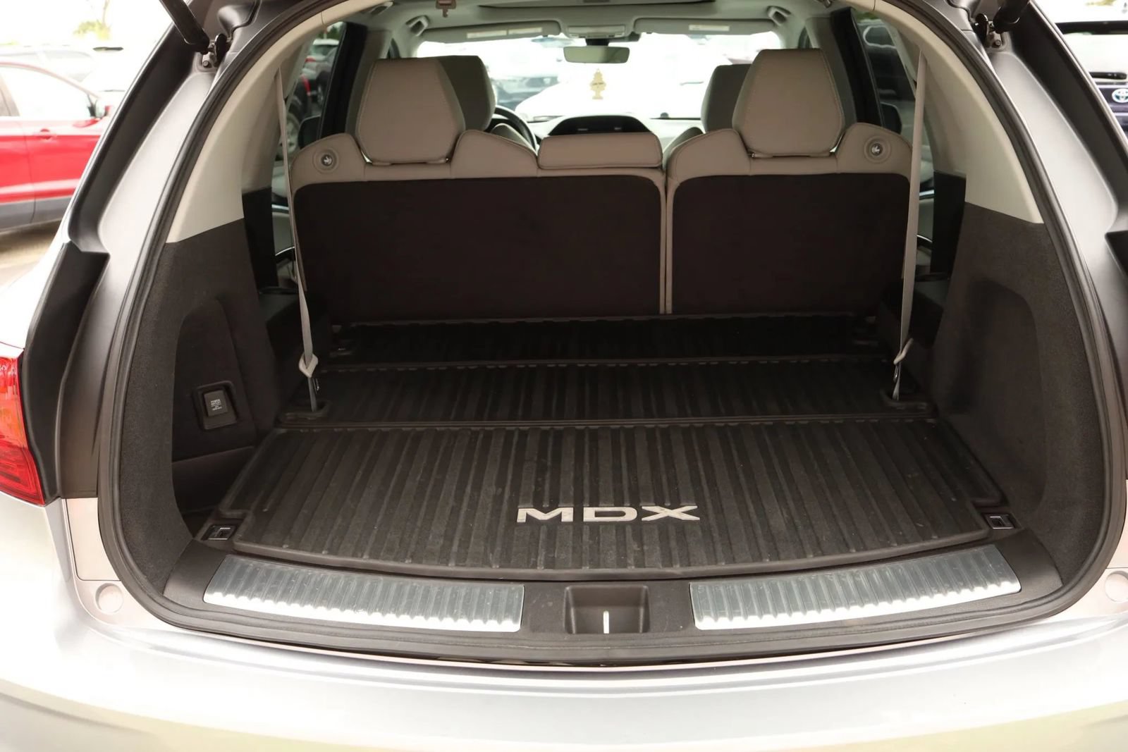 Used 2020 Acura MDX FWD image 43