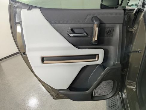 Used 2025 GMC Hummer EV 3X AWD/4WD image 16
