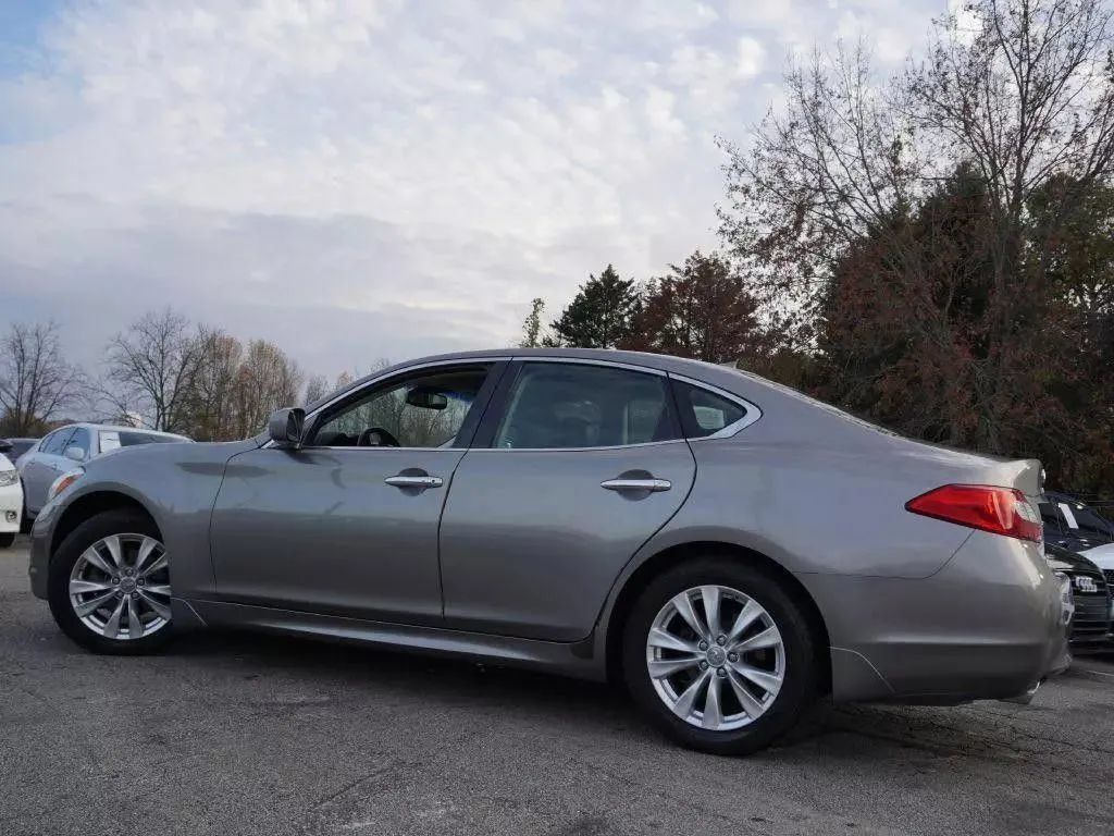 Used 2011 INFINITI M37 w/ Premium Pkg RWD image 20