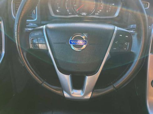 Used 2017 Volvo S60 T5 Inscription w/ Convenience Package image 22