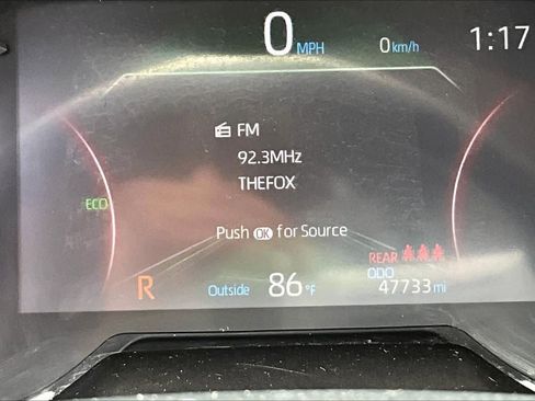 Used 2025 Toyota RAV4 XLE FWD image 24