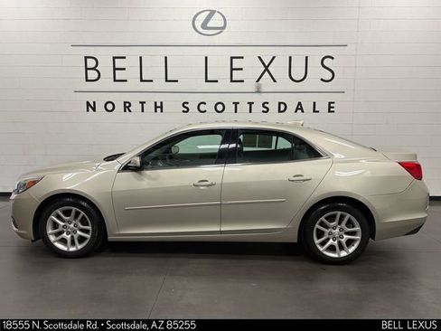 Used 2015 Chevrolet Malibu LT w/ Power Convenience Package FWD image 8