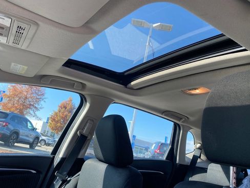 Used 2019 Honda Fit EX image 23