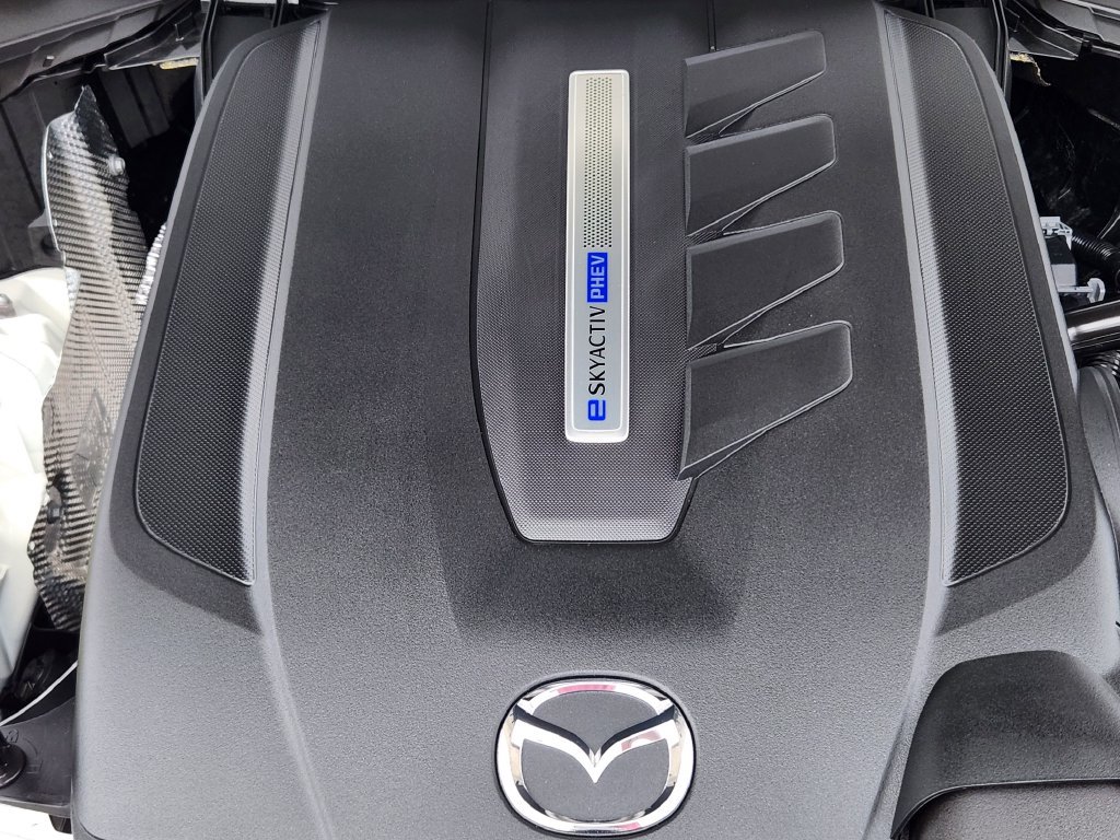 Used 2024 MAZDA CX-90 Plug-In Hybrid w/ Premium Plus AWD/4WD image 27