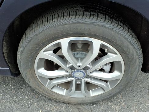 Used 2016 Mercedes-Benz C 300 4MATIC Sedan image 5