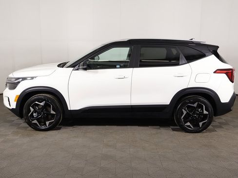 Certified 2025 Kia Seltos S image 17