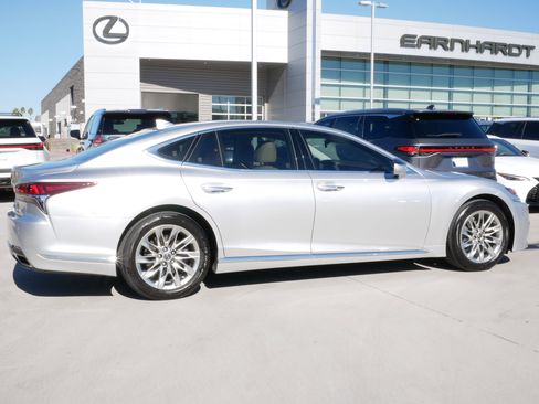 Used 2019 Lexus LS 500 image 9