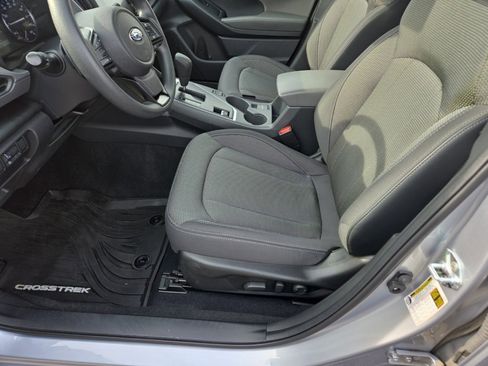 Used 2024 Subaru Crosstrek 2.0i Premium image 17