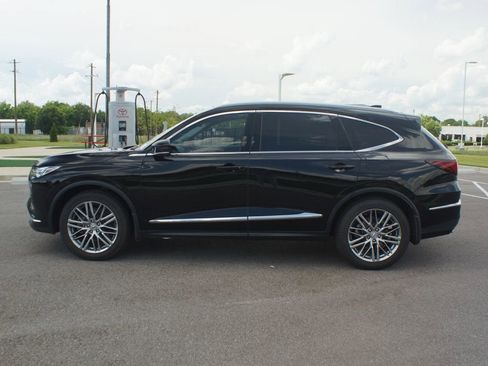 Used 2023 Acura MDX SH-AWD w/ Advance Package image 13