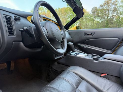 Used 2000 Plymouth Prowler image 29