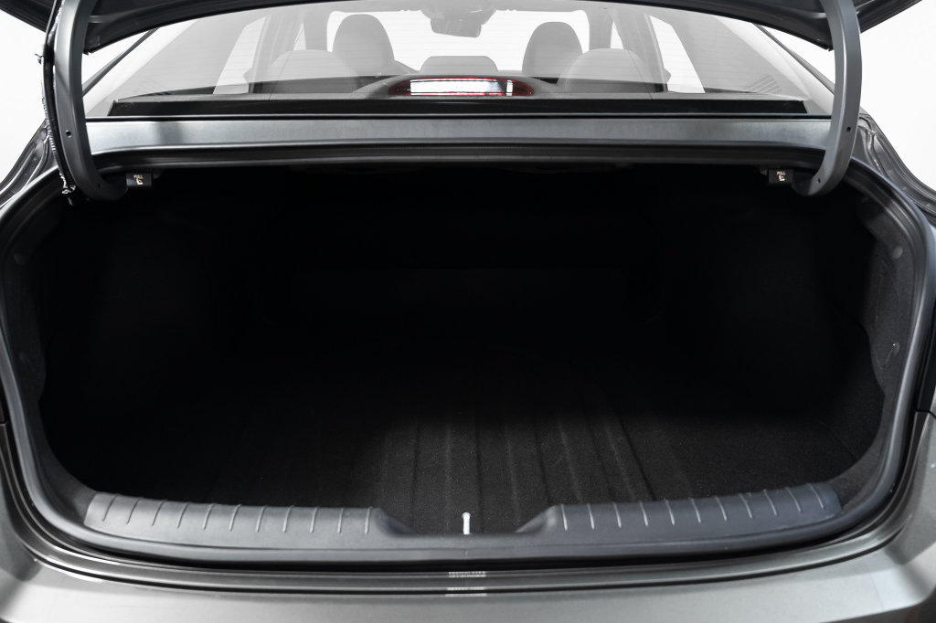 Certified 2026 Hyundai Elantra SE FWD image 37