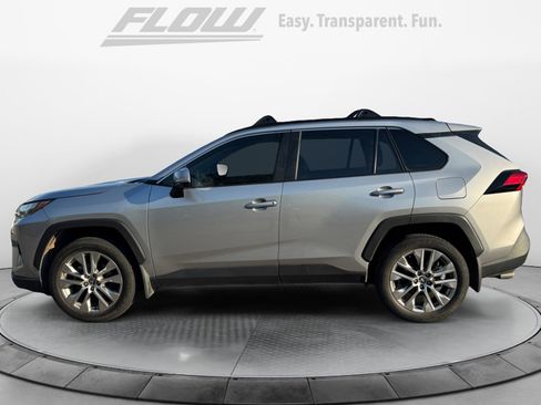 Used 2024 Toyota RAV4 XLE Premium image 4