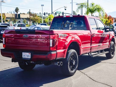 Used 2022 Ford F350 Lariat w/ Black Appearance Package image 4