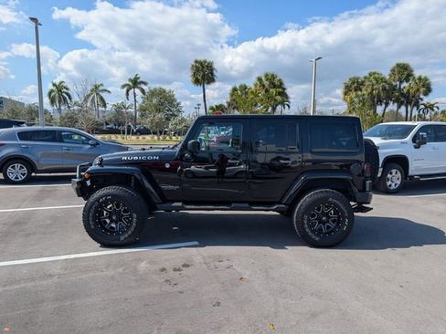 Used 2016 Jeep Wrangler Unlimited Rubicon w/ Connectivity Group image 4