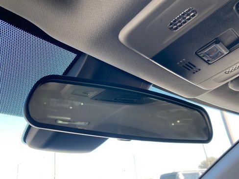 Used 2024 Toyota Camry SE image 25