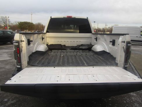 Used 2017 Ford F250 King Ranch w/ King Ranch Ultimate Package image 4