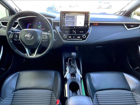 Used 2021 Toyota Corolla XSE image 15