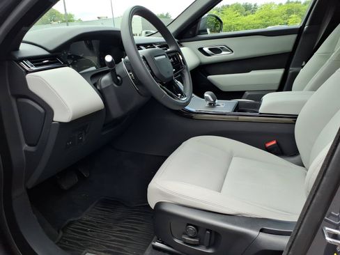 Certified 2026 Land Rover Range Rover Velar S AWD/4WD image 17