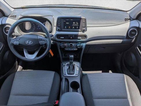 Used 2020 Hyundai Kona SE FWD image 16