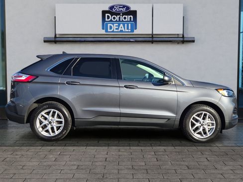 Certified 2024 Ford Edge SEL w/ Convenience Package image 2