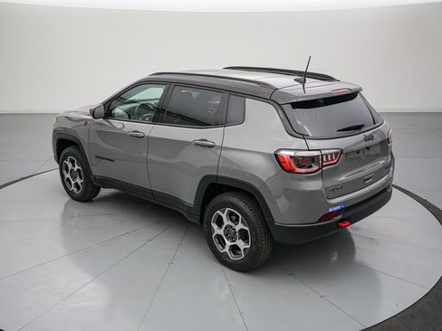 Used 2022 Jeep Compass Trailhawk w/ Sun and Sound Group AWD/4WD image 6