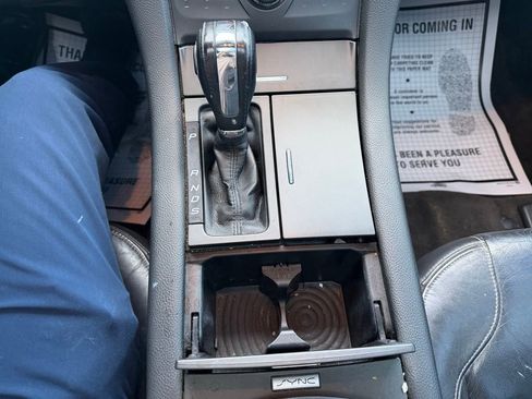 Used 2017 Ford Taurus SEL w/ Equipment Group 201A image 15