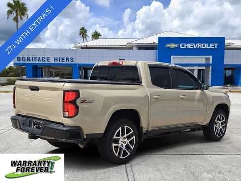 Used 2023 Chevrolet Colorado Z71 w/ Z71 Convenience Package 2 AWD/4WD image 4