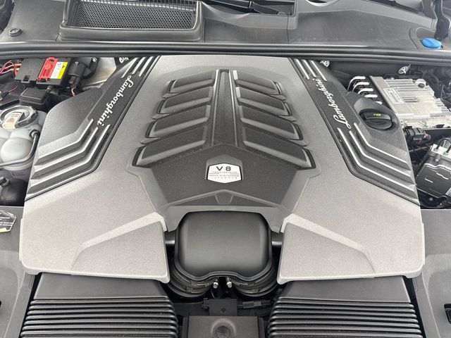 Used 2023 Lamborghini Urus Performante AWD/4WD image 32