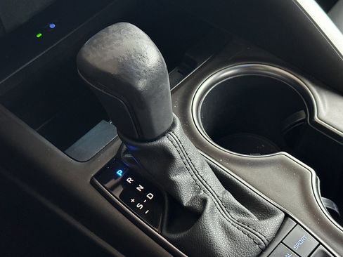 Used 2022 Toyota Camry XSE w/ Navigation Upgrade Package image 21