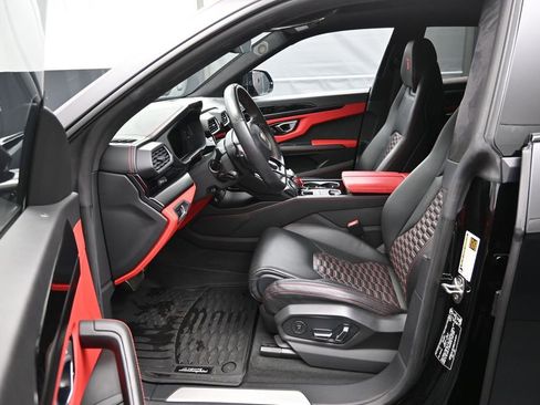 Used 2022 Lamborghini Urus AWD/4WD image 7