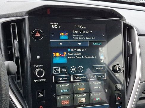 Used 2024 Subaru Crosstrek 2.0i Premium AWD/4WD image 3