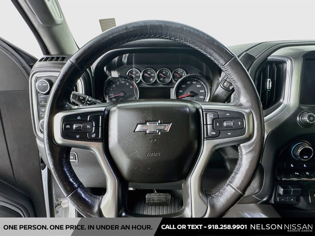 Used 2020 Chevrolet Silverado 1500 LT Trail Boss AWD/4WD image 11