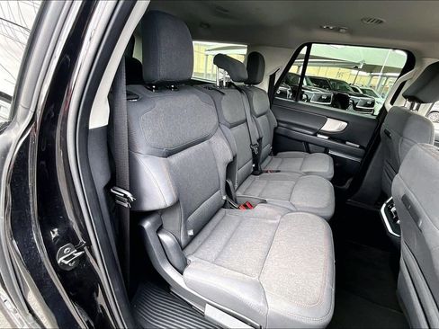 Used 2025 Ford Expedition Max Active AWD/4WD image 37