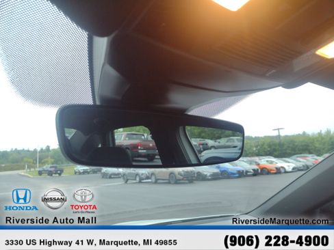 Used 2024 Volkswagen Jetta Sport image 19