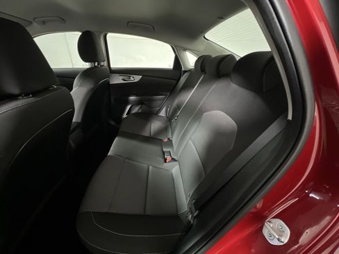 Used 2023 Kia Forte LXS w/ LXS Technology Package image 23