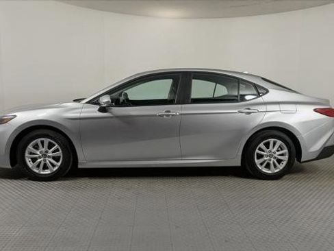 Used 2025 Toyota Camry LE FWD image 3