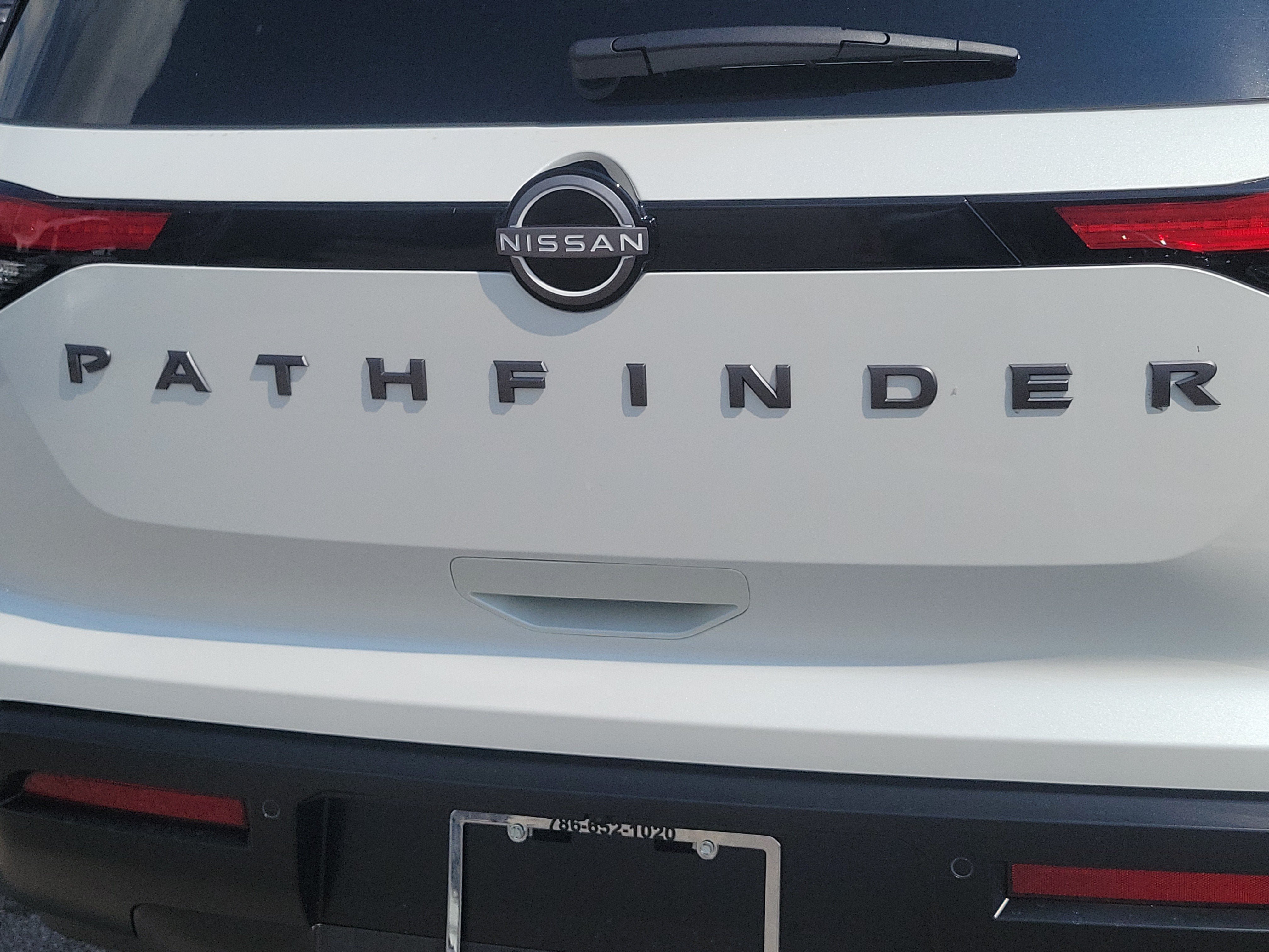 New 2026 Nissan Pathfinder SV FWD image 9