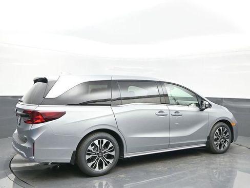 New 2026 Honda Odyssey Elite image 6