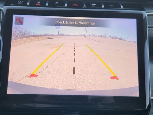 Used 2023 Jeep Grand Cherokee L Limited image 18