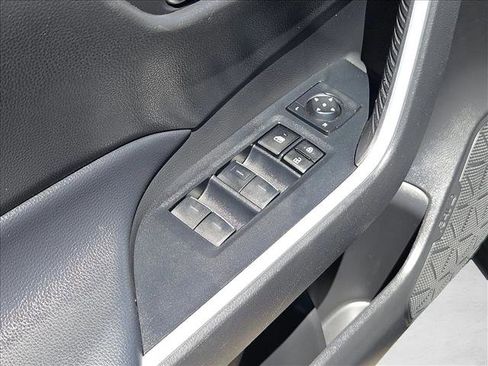 Used 2024 Toyota RAV4 XLE FWD image 10