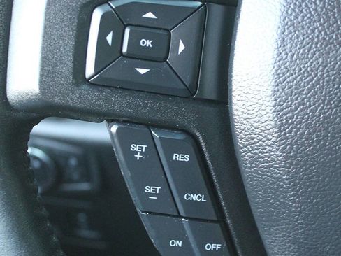 Used 2018 Ford F150 XLT w/ Equipment Group 302A Luxury image 29