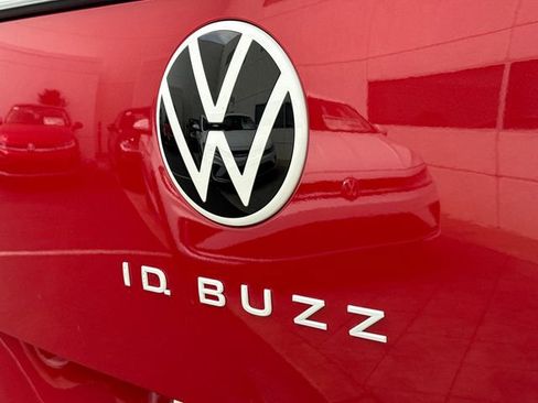 New 2025 Volkswagen ID. Buzz Pro S Plus image 10