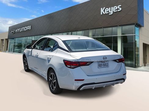 Used 2024 Nissan Sentra SV FWD image 7