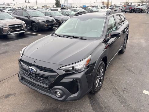 Certified 2025 Subaru Outback Onyx Edition image 6
