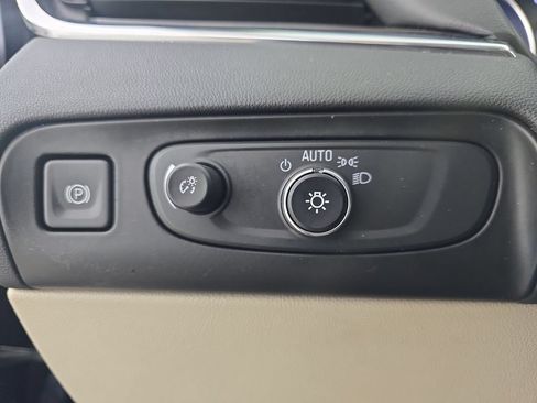 Used 2019 Buick Enclave Premium w/ Experience Buick Package AWD/4WD image 29